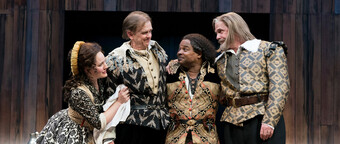actors in shakespearean garb